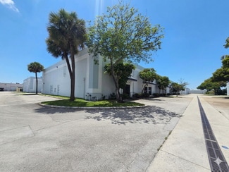 Plus de détails pour 2240 SW 70th Ave, Davie, FL - Bureau, Industriel à louer