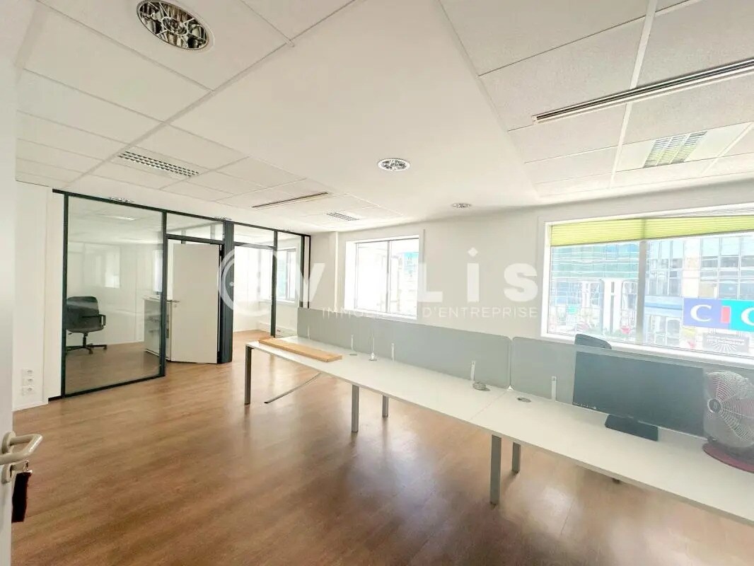Bureau dans Bordeaux à louer Photo intérieure- Image 1 de 8