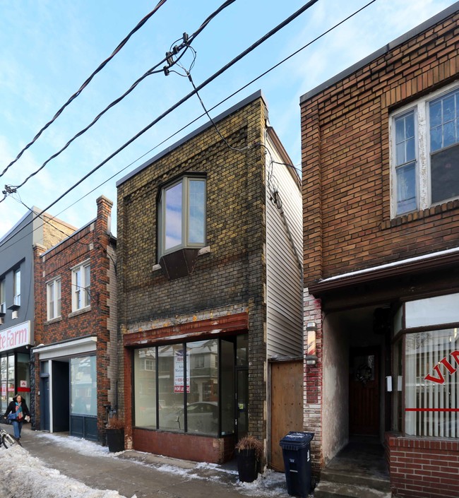 More details for 415 Jane St, Toronto, ON - Retail for Lease