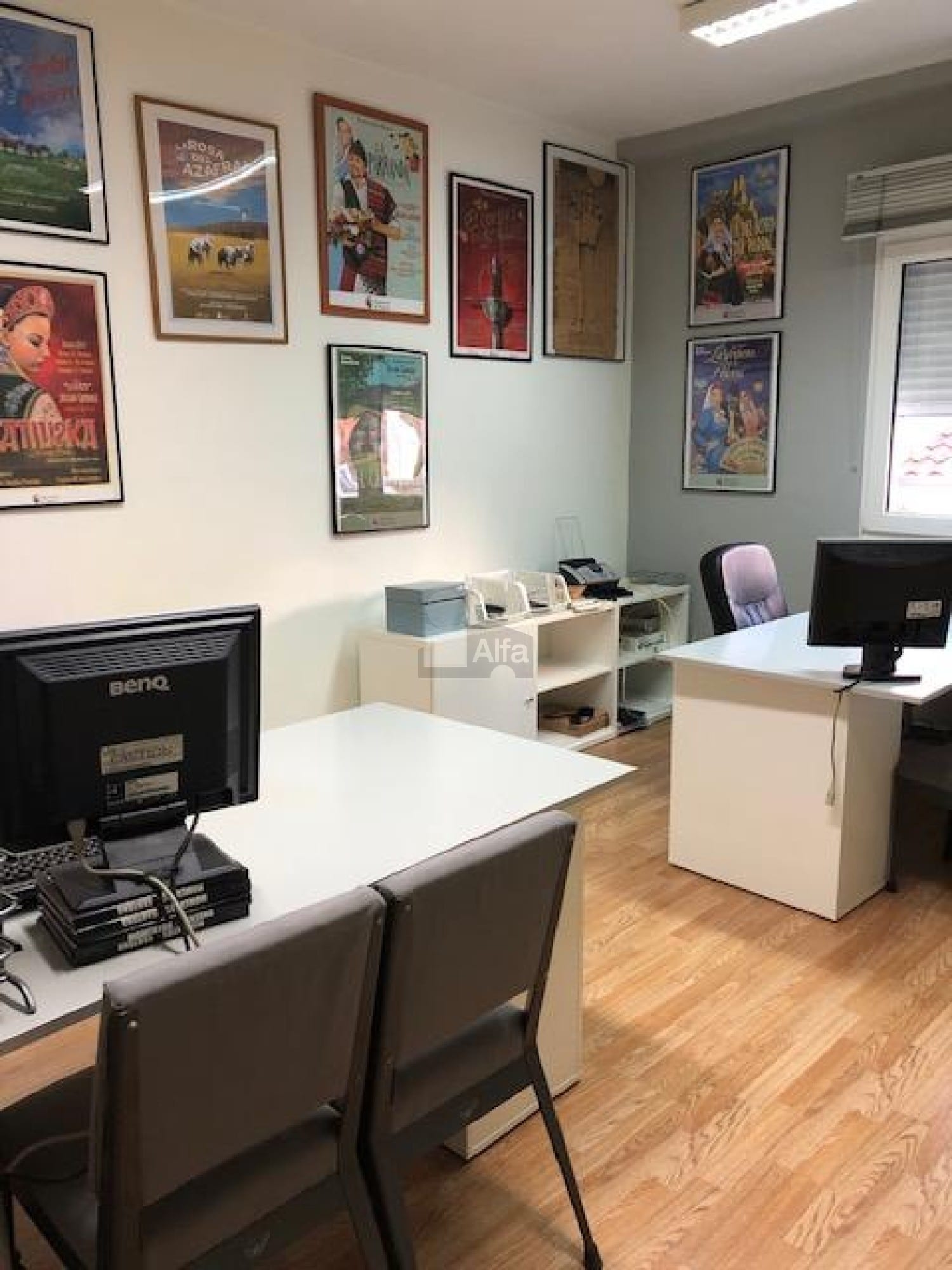 Retail in Segovia, Segovia for lease Interior Photo- Image 1 of 2