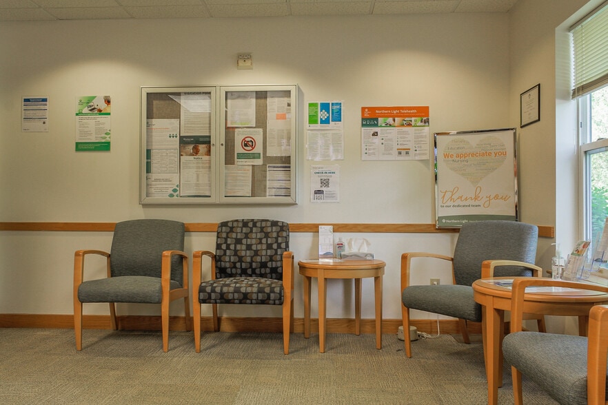 25 Long Creek Dr, South Portland, ME for lease - Interior Photo - Image 2 of 10