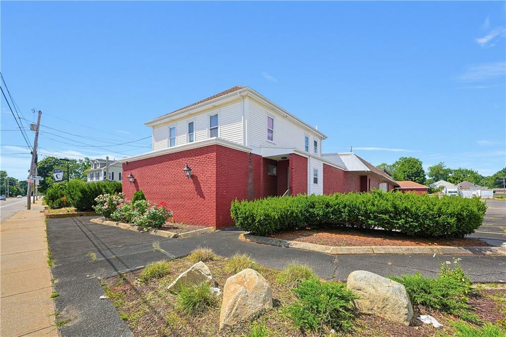 955 W Shore Rd, Warwick, RI à vendre Photo principale- Image 1 de 4
