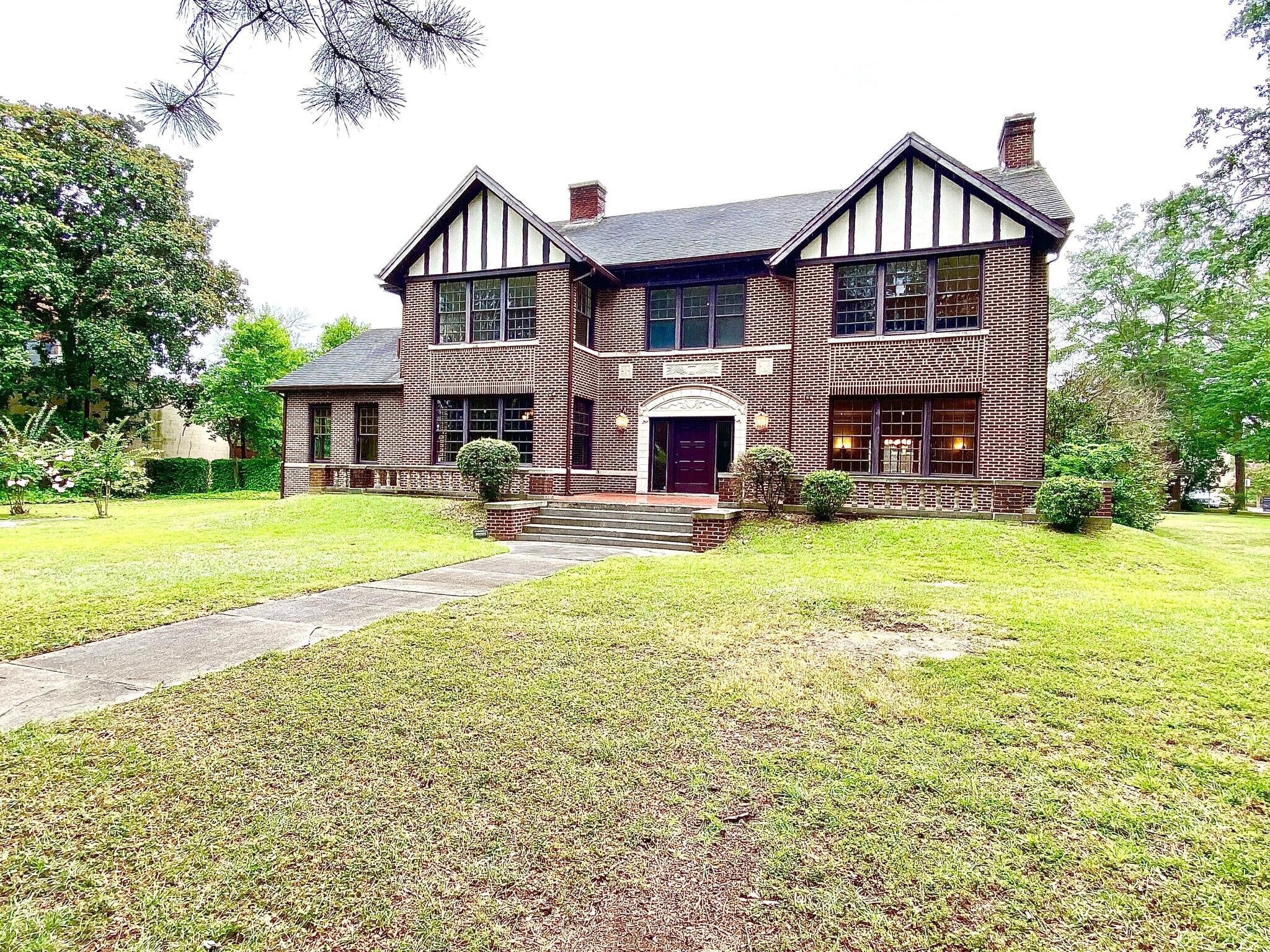 219 N Broadway St, Tupelo, MS à louer Photo principale- Image 1 de 35