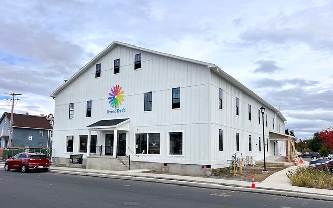 More details for 104 Smith Ave, Kingston, NY - Industrial for Lease