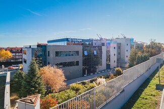 Plus de détails pour Calle Valle de Alcudia, 3, Las Rozas de Madrid - Bureau à vendre