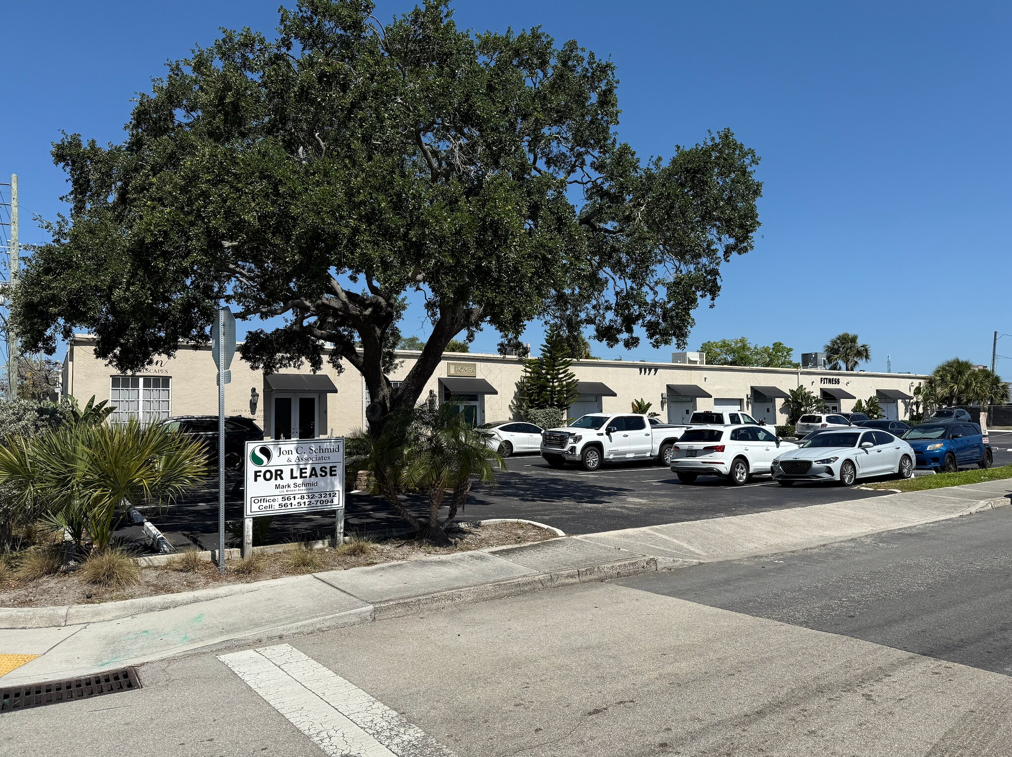 1177 Clare Ave, West Palm Beach, FL for lease Building Photo- Image 1 of 8