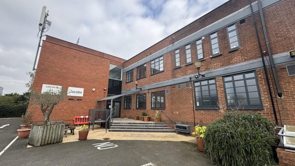 227 London Rd, Worcester for lease - Building Photo - Image 2 of 35