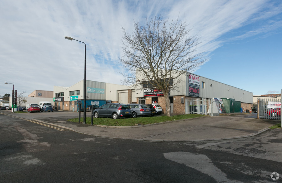 Old Mill Rd, Portishead for lease - Primary Photo - Image 1 of 4