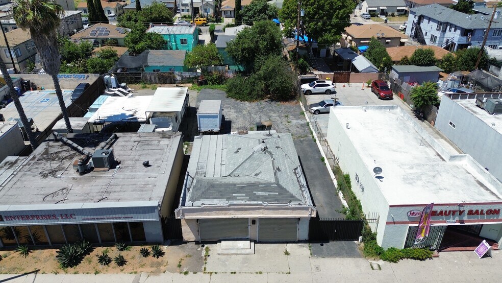 1631 E Compton Blvd, Compton, CA à vendre - Photo du bâtiment - Image 2 de 6