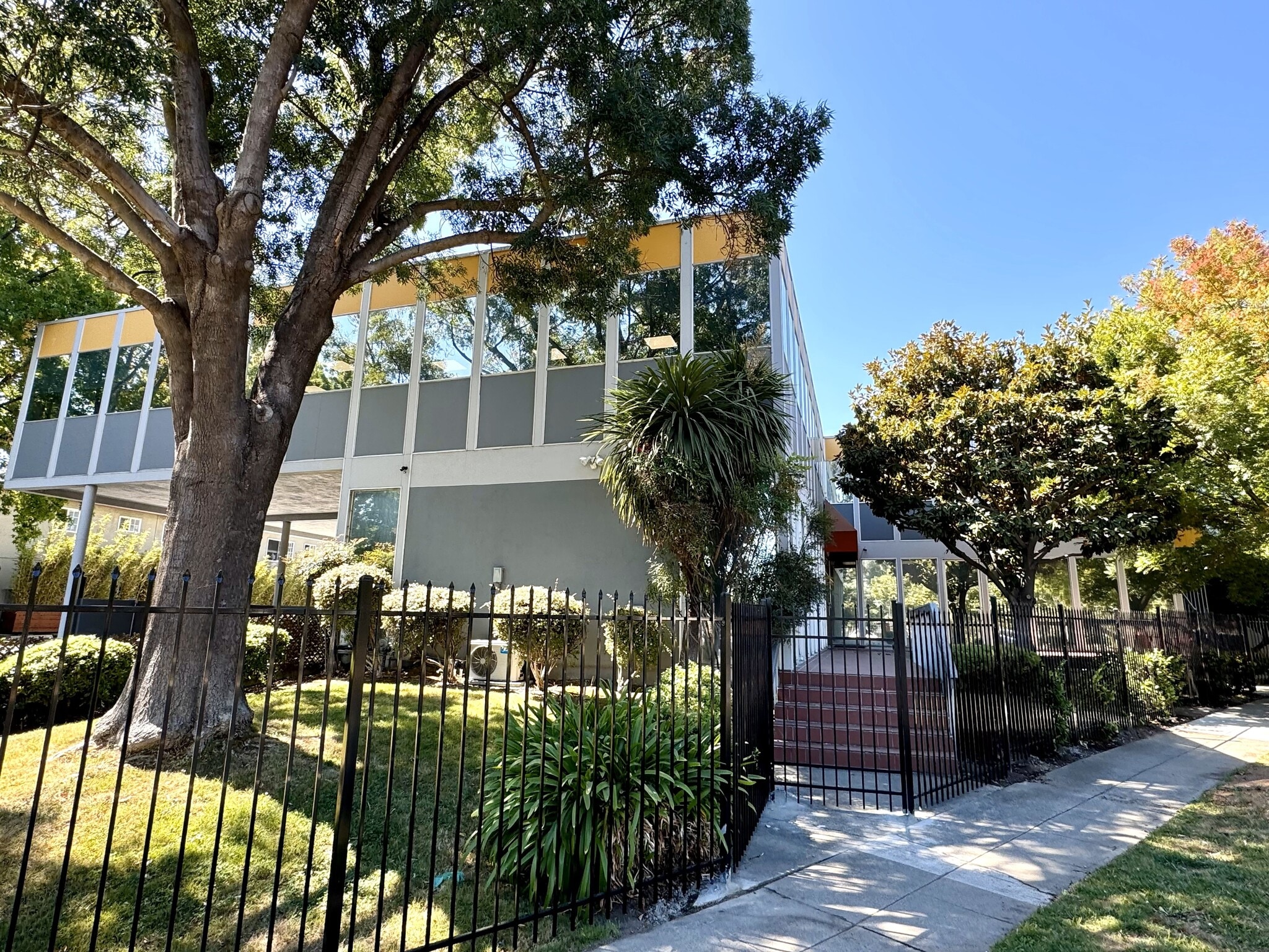4950 W Hamilton Ave, San Jose, CA for lease Primary Photo- Image 1 of 14