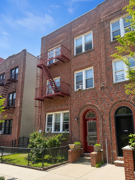 47-44 44th St, Flushing, NY for sale - Building Photo - Image 2 of 9