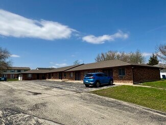 Plus de détails pour 1331 Potomac Pl, Bourbonnais, IL - Multi-résidentiel à vendre
