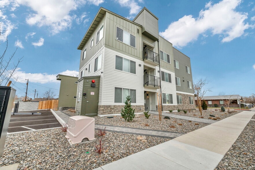 542 7th St, Sparks, NV for sale - Building Photo - Image 2 of 67