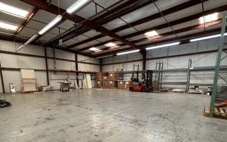 7265 Jurupa Ave, Riverside, CA à louer - Photo intérieure - Image 3 de 3