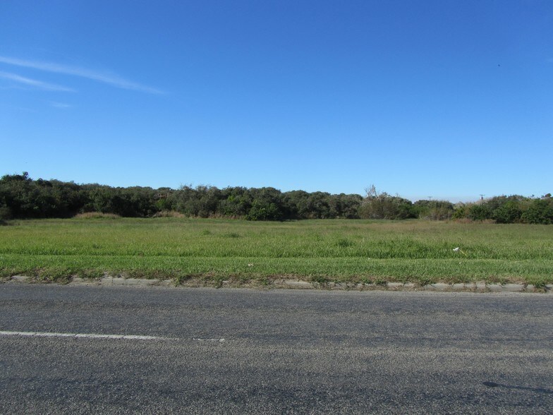 W Johnson Ave, Aransas Pass, TX for sale - Building Photo - Image 1 of 2
