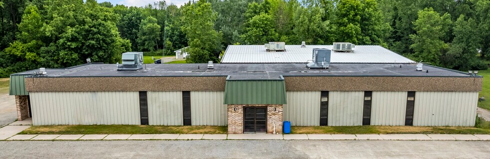 119 Lake Rd, Seymour Township, WI à vendre - Photo du bâtiment - Image 3 de 3