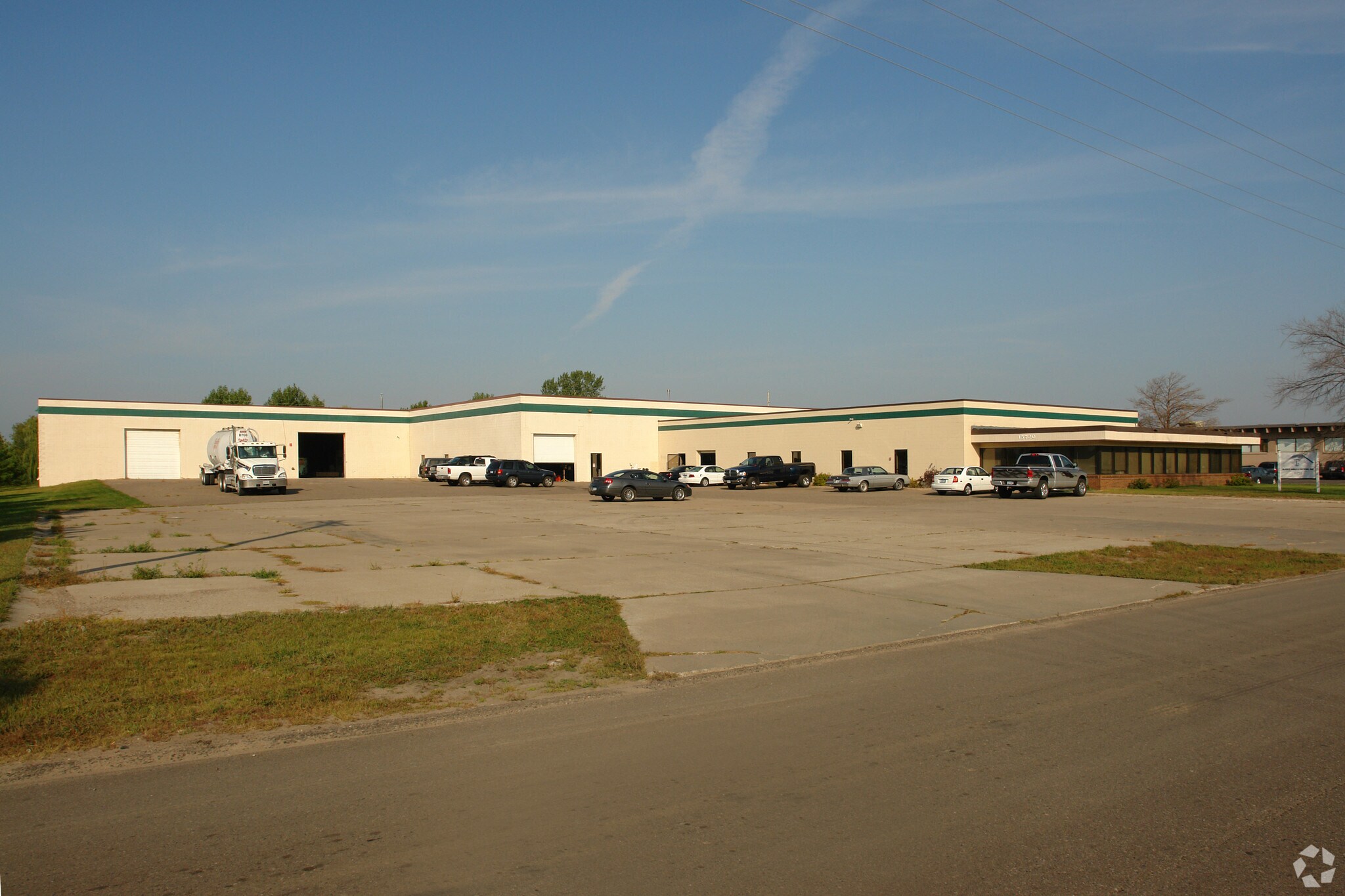 15720 NE Lincoln St, Andover, MN for lease Primary Photo- Image 1 of 28