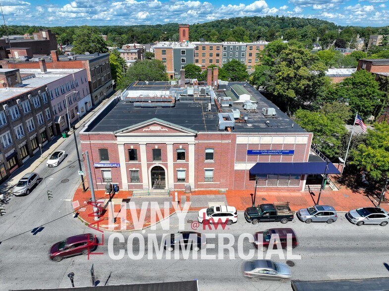 347 Main St, Poughkeepsie, NY à vendre - Photo du bâtiment - Image 3 de 8
