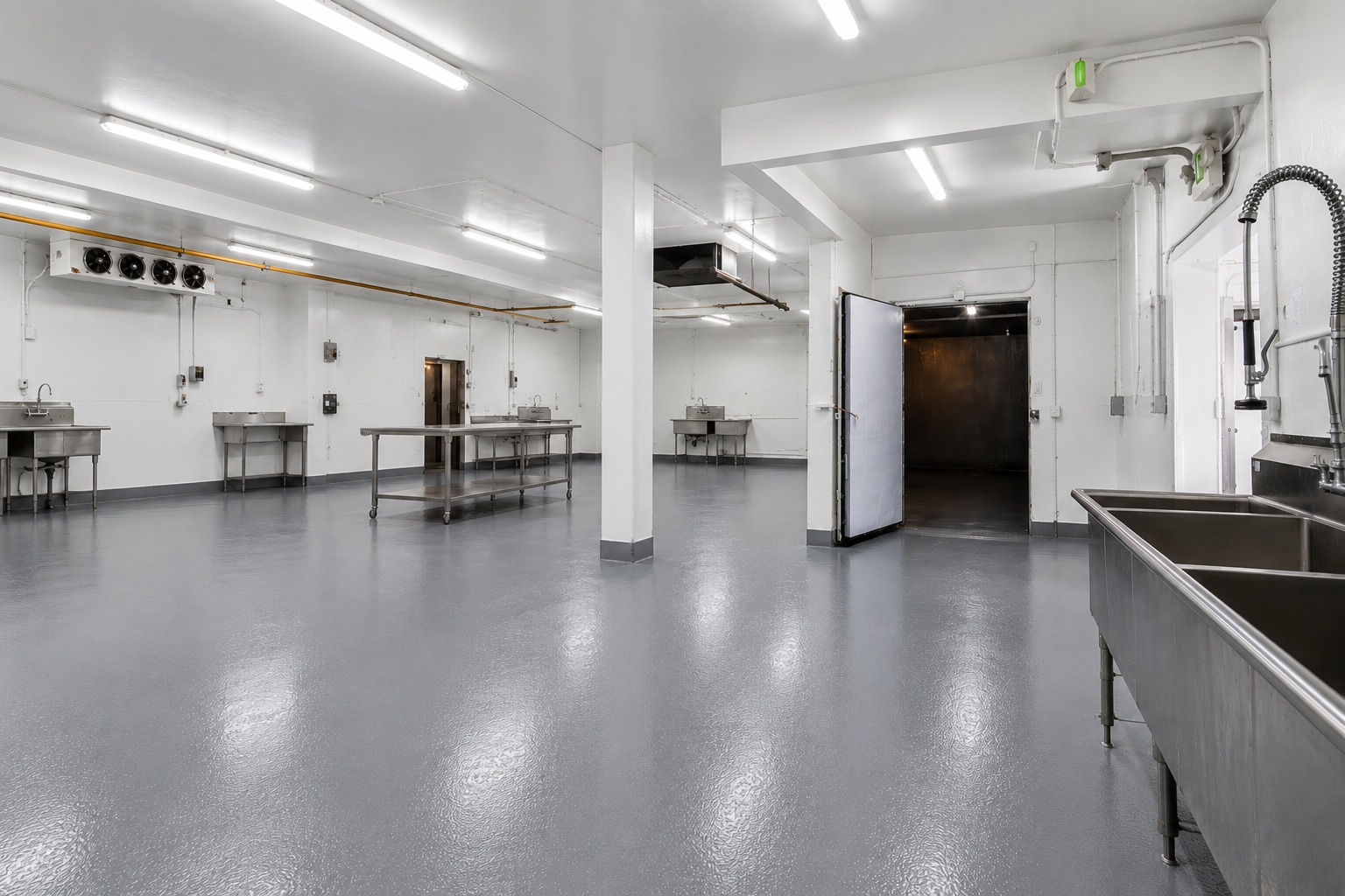 10650-10658 Burbank Blvd, North Hollywood, CA for lease Interior Photo- Image 1 of 35