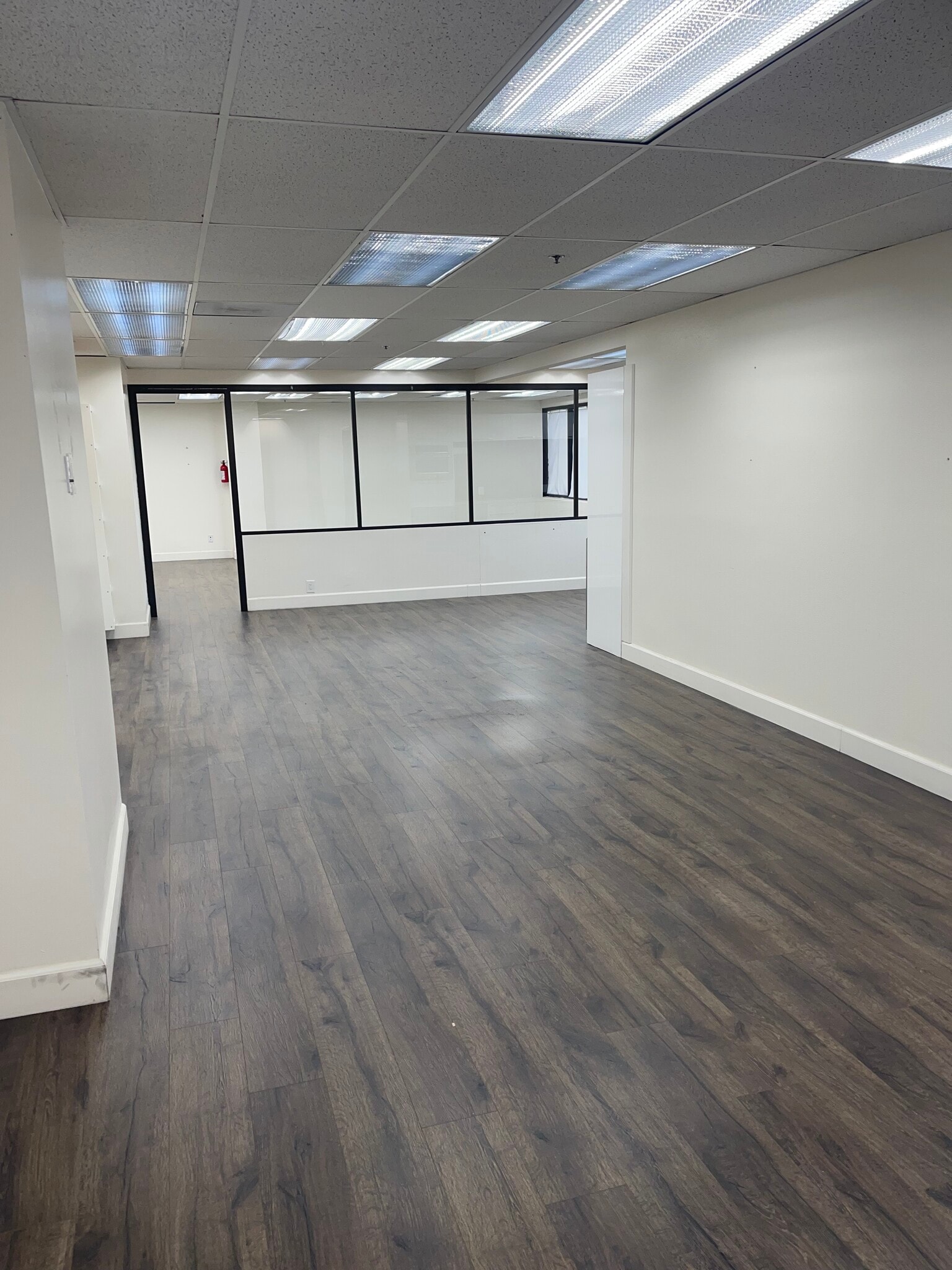 1891 N Gaffey St, San Pedro, CA for lease Interior Photo- Image 1 of 5