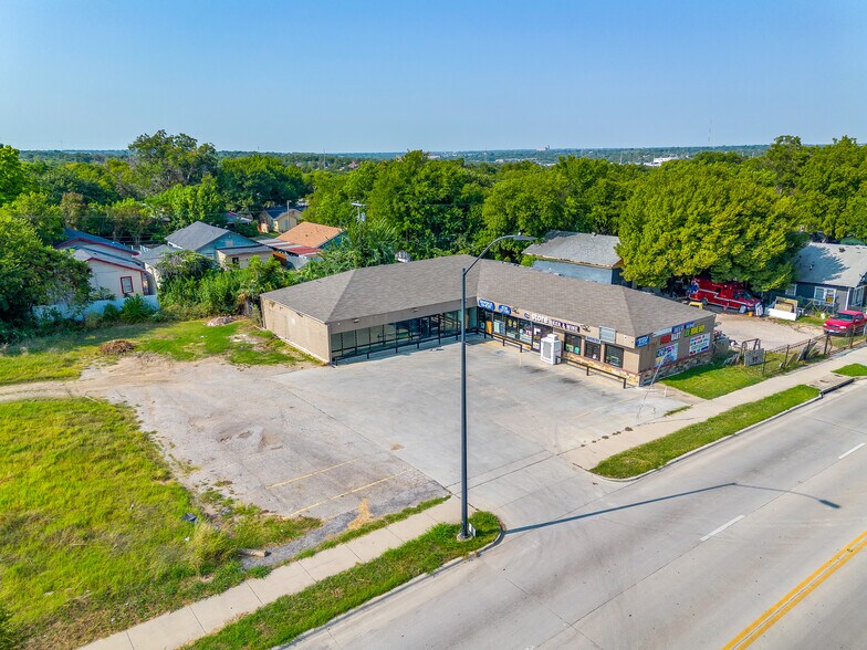 2826 E Rosedale St, Fort Worth, TX à louer - Photo du bâtiment - Image 1 de 25