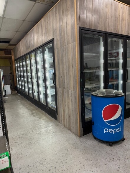 1111-1151 Pacific Coast Hwy, Harbor City, CA for lease - Building Photo - Image 2 of 13