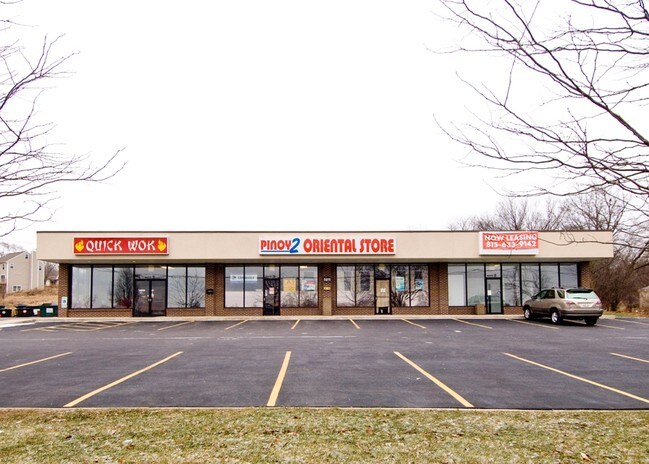Plus de détails pour 5811 Forest Hills Rd, Rockford, IL - Commerce de détail à vendre