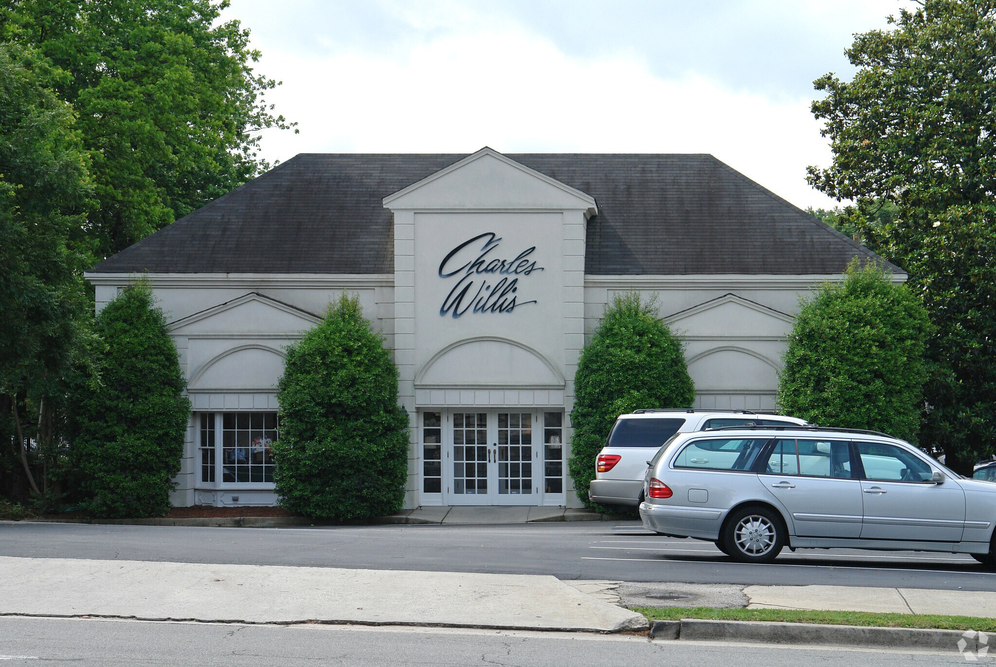 465 NE Paces Ferry Rd, Atlanta, GA for lease Primary Photo- Image 1 of 3