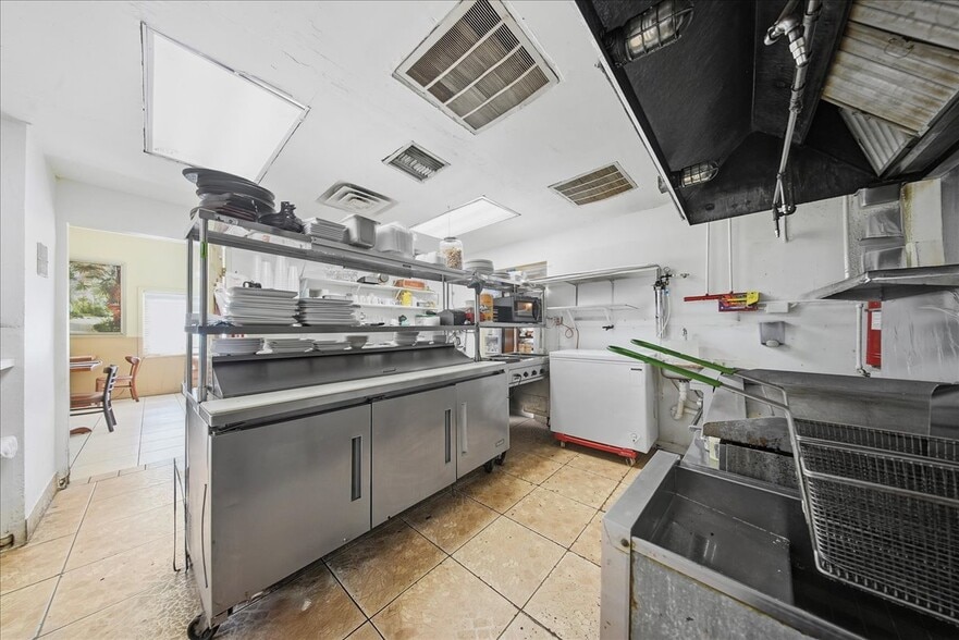 10401 W Terry St, Bonita Springs, FL for sale - Building Photo - Image 3 of 23