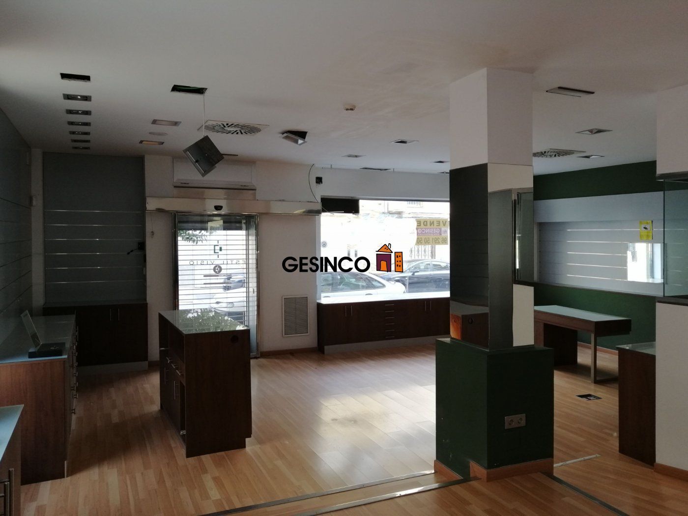 Commerce de détail dans València, Valencia à vendre Photo du bâtiment- Image 1 de 8