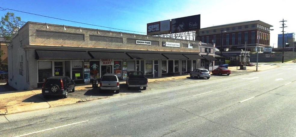 708-720 W Market St, Greensboro, NC à louer - Photo du bâtiment - Image 2 de 4