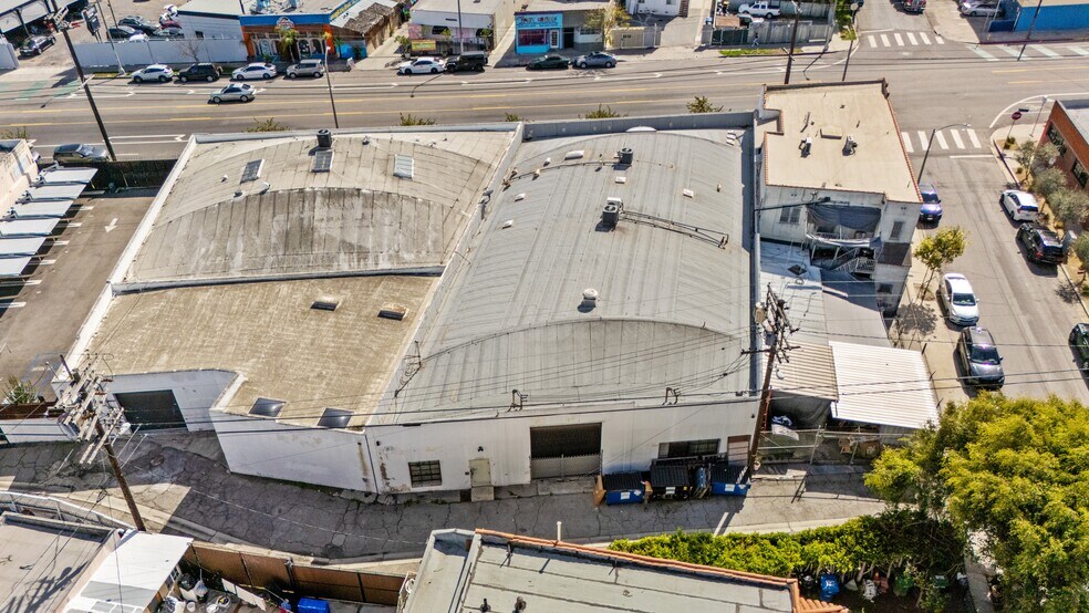 5631-5659 W. Adams Blvd, Los Angeles, CA à vendre - Photo du bâtiment - Image 3 de 26
