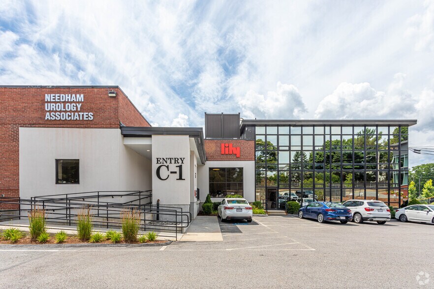 145 Rosemary St, Needham, MA for lease - Primary Photo - Image 3 of 6