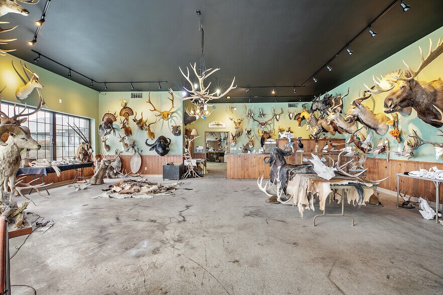 5700 SE Foster Rd, Portland, OR à vendre - Photo intérieure - Image 3 de 23