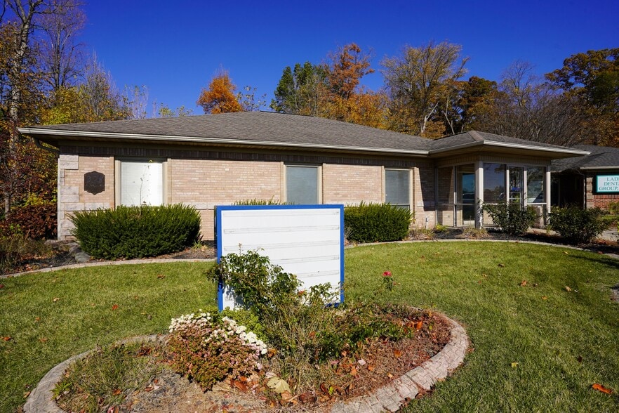 328 Northpoint Ave, Huntington, IN for lease - Building Photo - Image 2 of 9