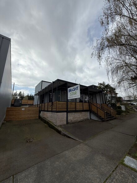 744 S Fawcett Ave, Tacoma, WA à vendre - Photo du bâtiment - Image 1 de 10