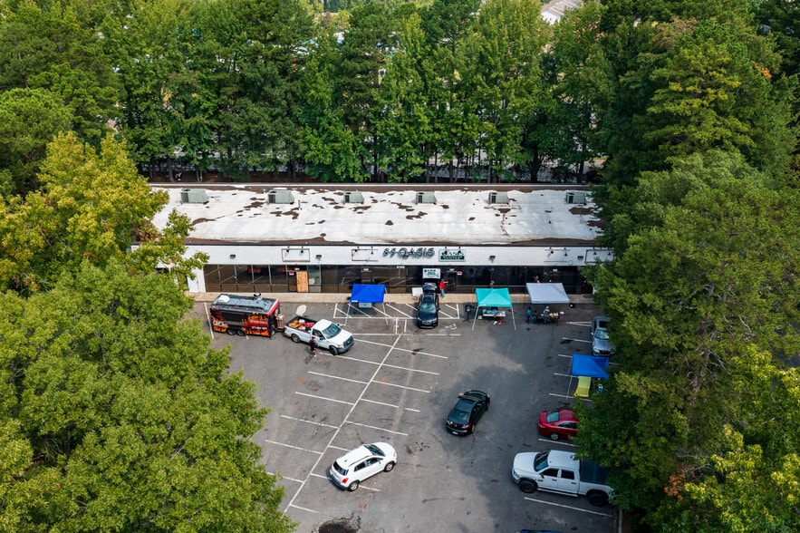 5105 Reagan Dr, Charlotte, NC for sale - Building Photo - Image 2 of 13