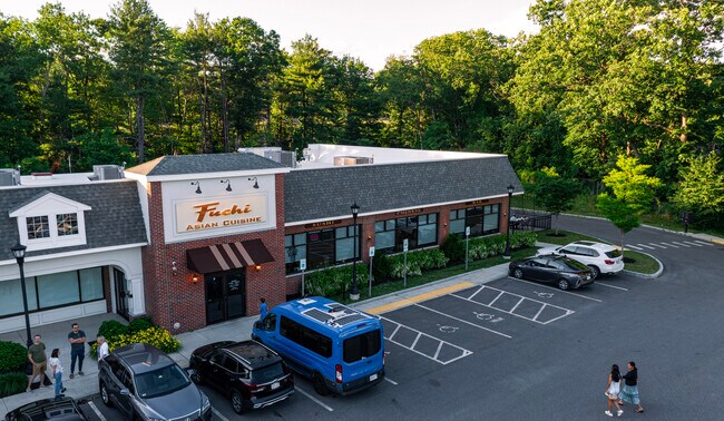 Plus de détails pour 345-355 Littleton Rd, Westford, MA - Commerce de détail à louer