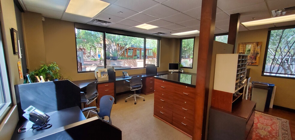20865 N 90th Pl, Scottsdale, AZ for lease - Interior Photo - Image 2 of 6