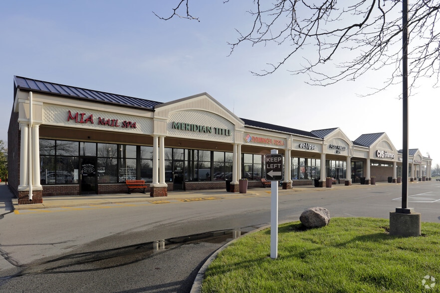 1452-1494 W Oak St, Zionsville, IN for lease - Primary Photo - Image 1 of 1