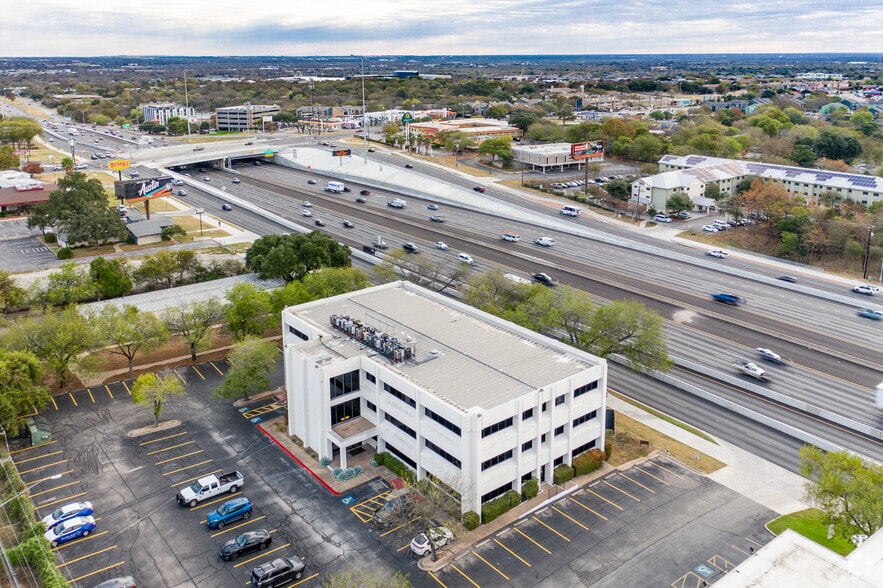 2512 S Interstate 35 S, Austin, TX for sale - Aerial - Image 2 of 4