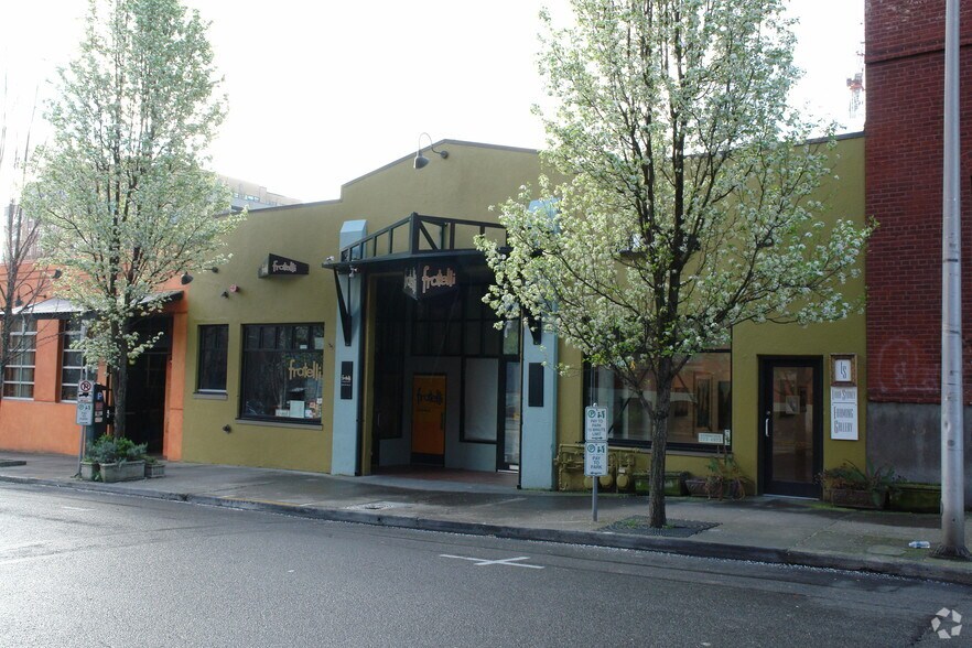 1230 NW Hoyt St, Portland, OR à louer - Photo du bâtiment - Image 2 de 2