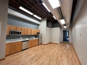 1332 N Halsted St, Chicago, IL for lease Building Photo- Image 1 of 17