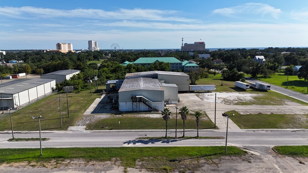 260 Maple St, Biloxi, MS for sale - Building Photo - Image 2 of 11