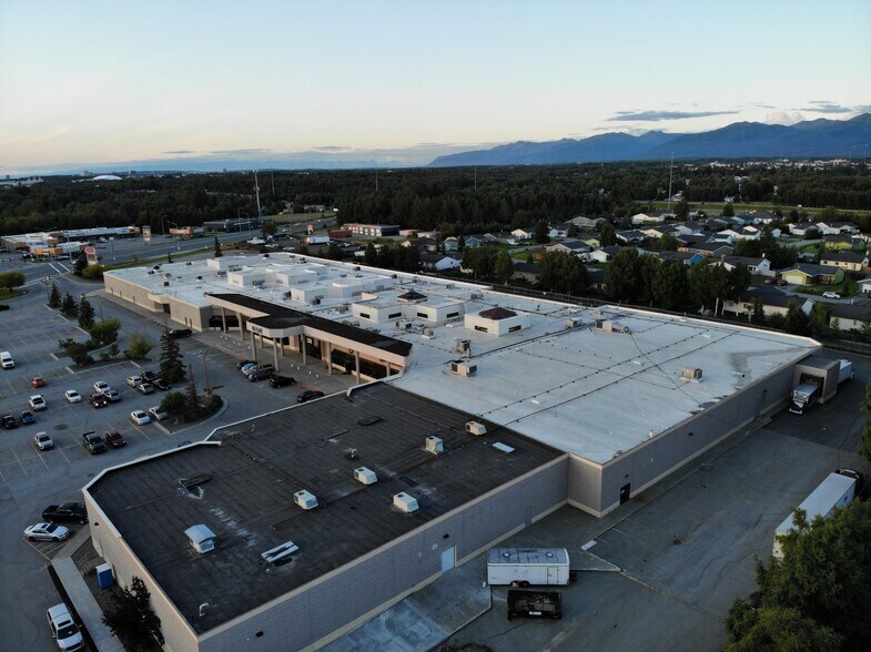 1920 W Dimond Blvd, Anchorage, AK à louer - Photo du bâtiment - Image 2 de 10