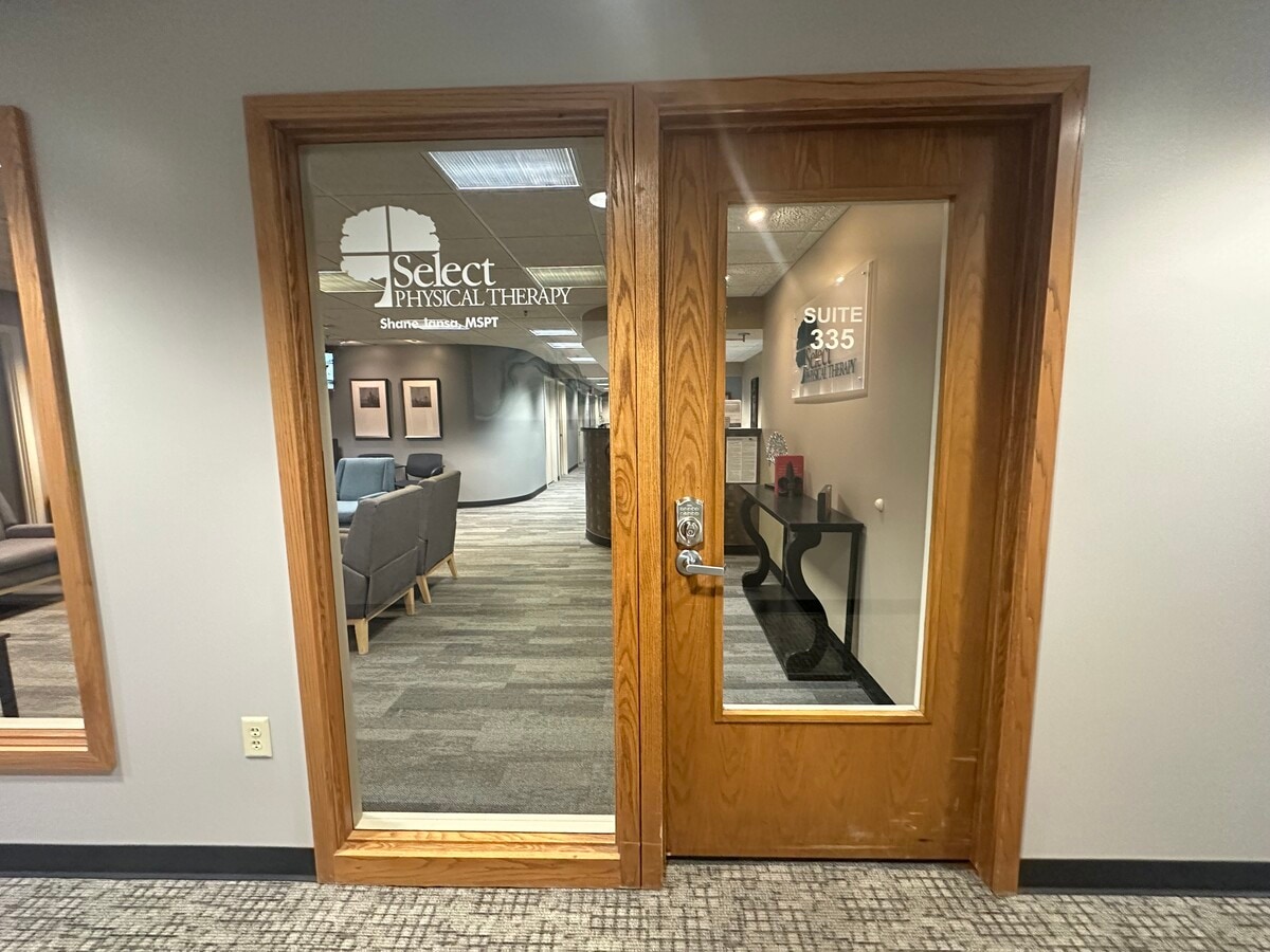 1919 S 40th St, Lincoln, NE 68506 - Unit 335 -  - Interior Photo - Image 1 of 17