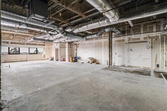 75 Crystal Run Rd, Middletown, NY for lease Interior Photo- Image 2 of 4