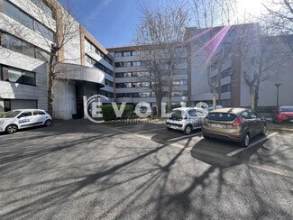 Plus de détails pour 15 Rue De L'Universite, Noisy-le-Grand - Bureau à louer