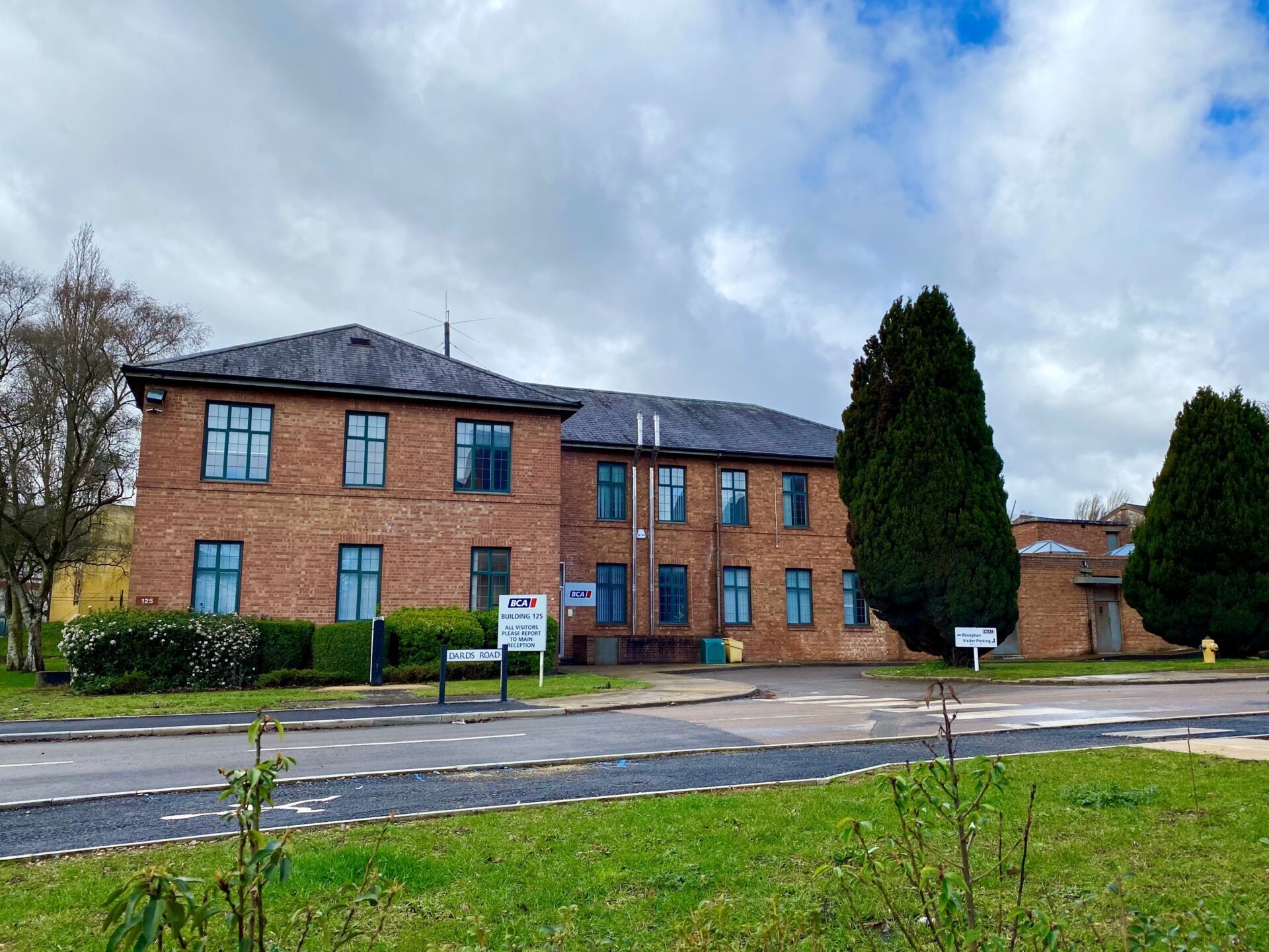 125 Camp Rd, Upper Heyford for lease Building Photo- Image 1 of 9