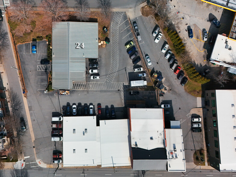 24 Marcellus St, Asheville, NC for sale - Primary Photo - Image 1 of 28